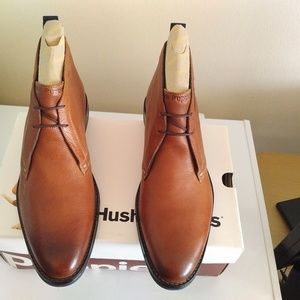 Hush Puppies chukka Boot Tan Size 10.5